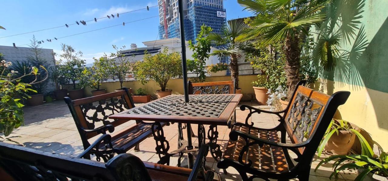 25 Retreat Mansion * Tirana